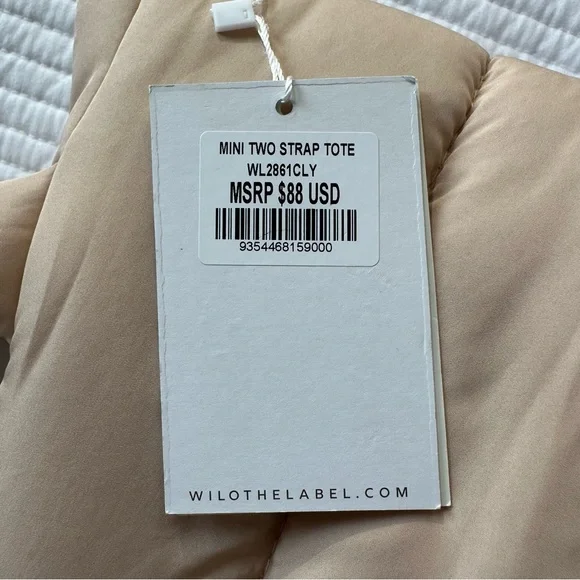 Wilo The Label Mini Puffer Active Tote Bag with Straps - Picture 6 of 13